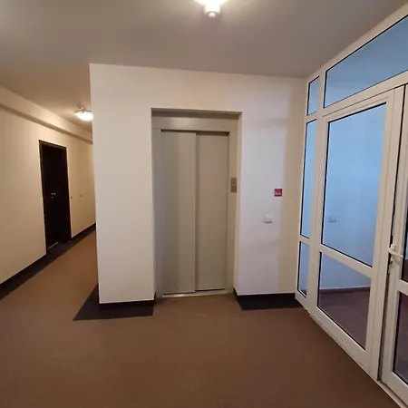 Melania In Complex Royal Towers Apartment