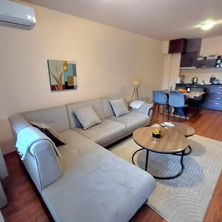 Apartament Melania In Complex Royal Towers