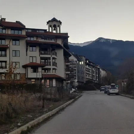 Melania In Complex Royal Towers Apartament