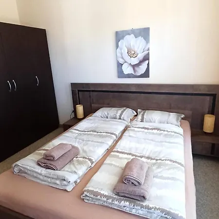 Apartament Melania In Complex Royal Towers