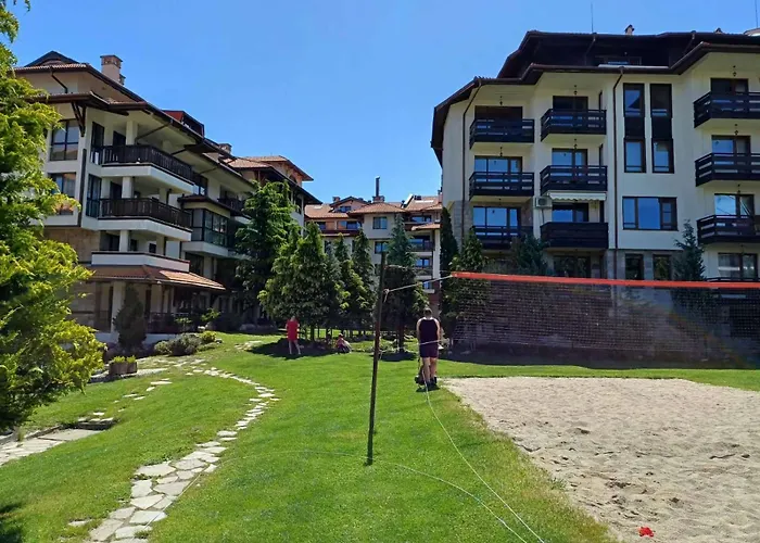 Melania In Complex Royal Towers Апартамент