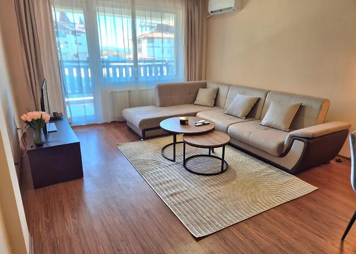 Апартамент Melania In Complex Royal Towers Банско