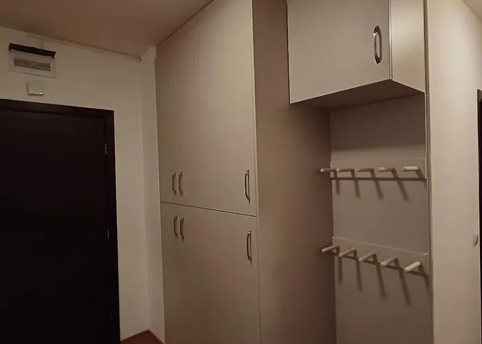 Апартамент Melania In Complex Royal Towers *