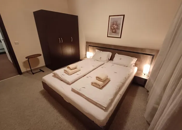 Melania In Complex Royal Towers Апартамент Банско