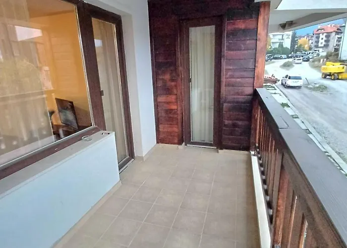 Melania In Complex Royal Towers Банско